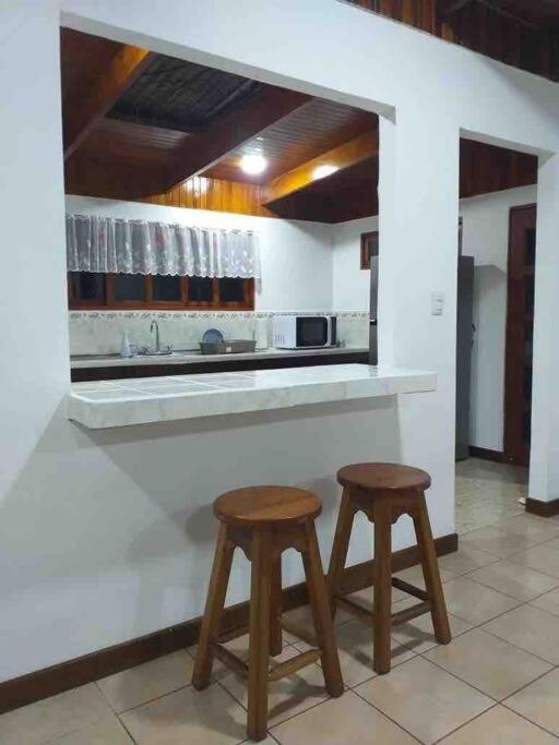 شقة Amplia Casa En باكيرا المظهر الخارجي الصورة